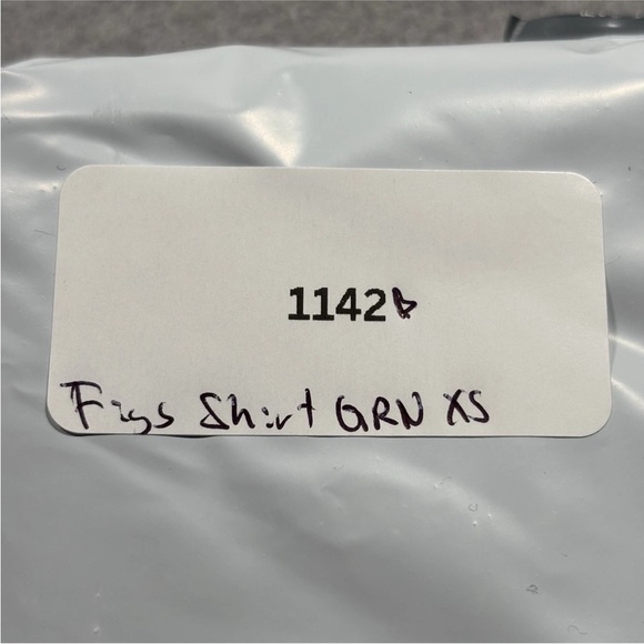 Figs Casma three-pocket scrub top Women’s X Small Green Nurse Technical - Picture 9 of 9